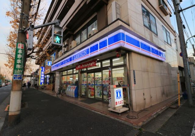 コンビニ　ローソン大田中央7丁目店（コンビニ）まで763m