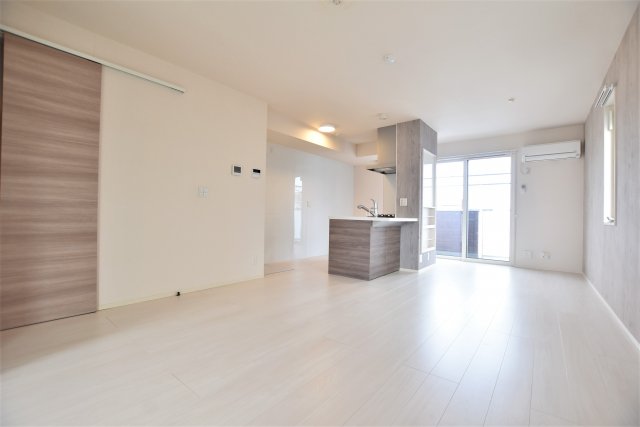 居室・リビング　同物件、別物件の写真となります。ご参考までにご覧ください。