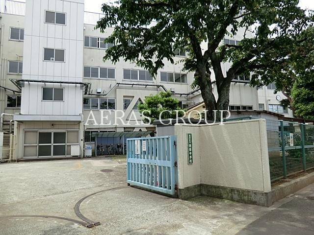 中学校　世田谷区立瀬田中学校（中学校）まで793m