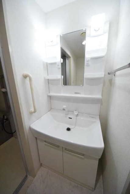 洗面設備　☆独立洗面台☆