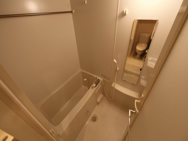 バス・シャワールーム　バスルーム　浴室暖房乾燥機付き