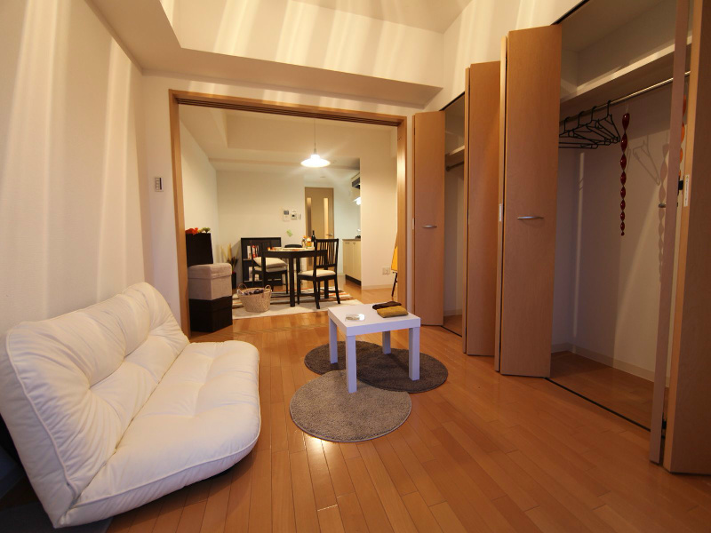 その他部屋・スペース　洋室5.5帖　クローゼット付（収納充実してます）