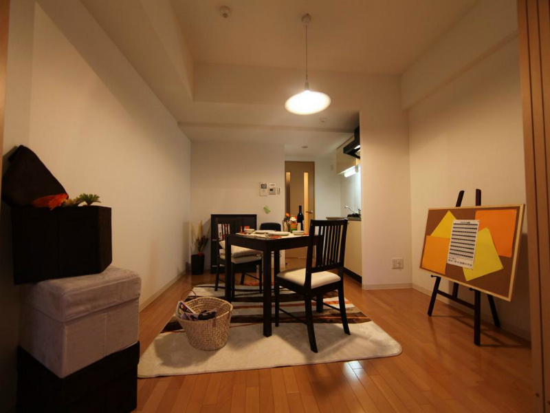 居室・リビング　ＬＤＫ8.5帖　洋室5.5帖とつなげても仕切っても使えます