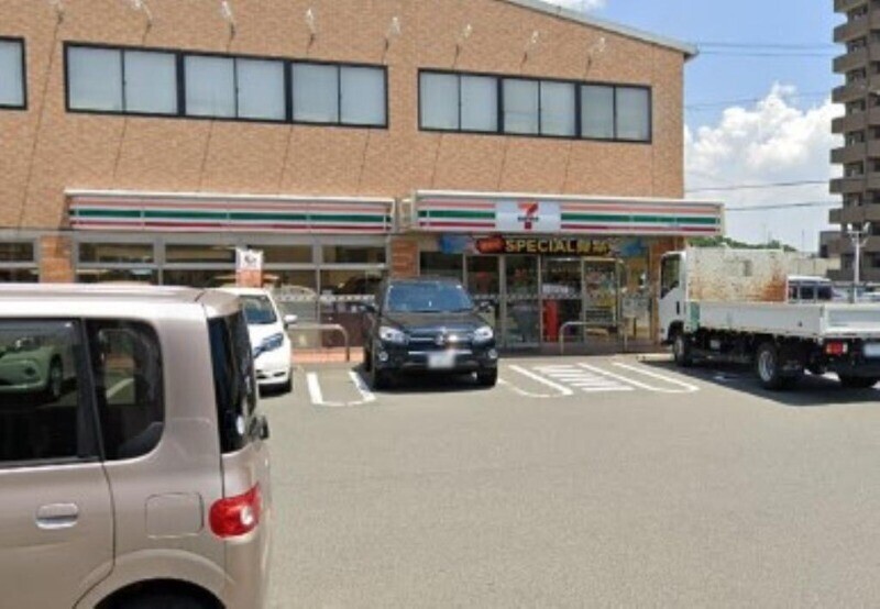 コンビニ　セブンイレブン箕面粟生外院1丁目店（コンビニ）まで1187m