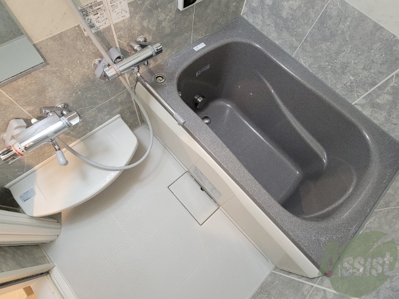 バス・シャワールーム　お風呂はまるでホテルのように綺麗でゆっくり入りたくなります。