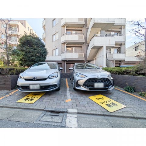 駐車場　駐車場があります