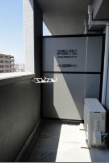 バルコニー　広々としたバルコニーです