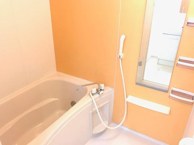 バス・シャワールーム　バスルーム