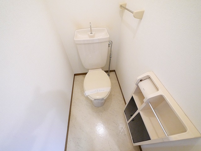 トイレ　清潔感のあるトイレです