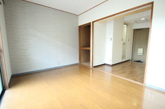 居室・リビング　※別部屋の写真です