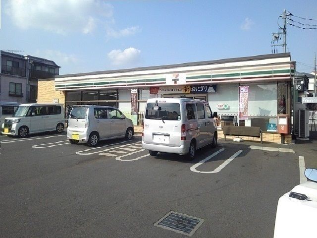 コンビニ　セブンイレブン（コンビニ）まで400m