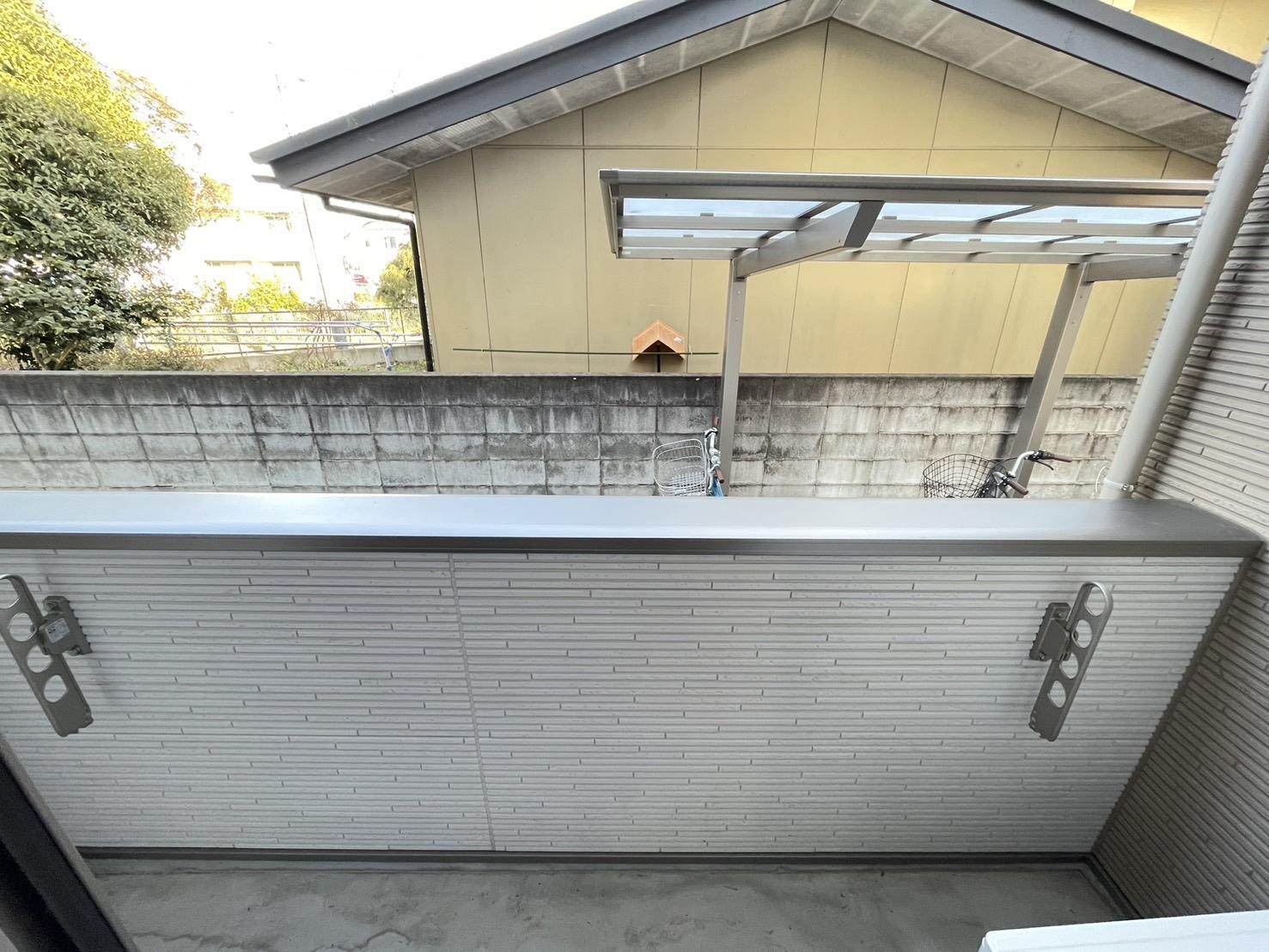 バルコニー　洗濯物が干せるバルコニーです