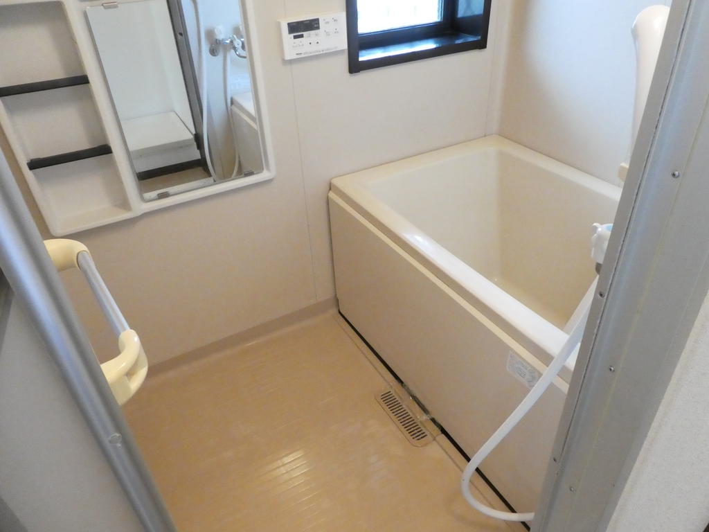 バス・シャワールーム　※室内写真・動画・パノラマは同物件別部屋のものです。