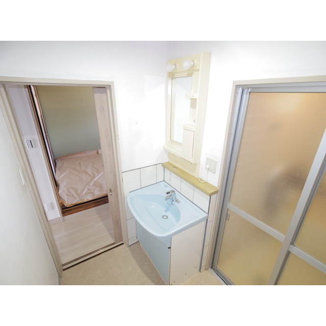 洗面設備　※別間取りの写真です