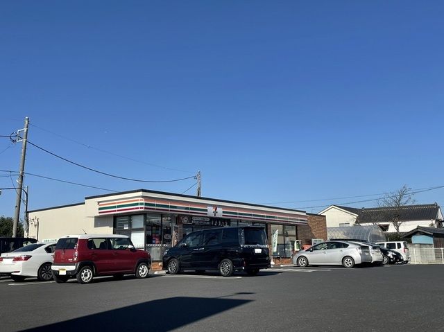 コンビニ　セブン　土浦中高津店（コンビニ）まで1900m
