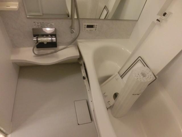 バス・シャワールーム　広いお風呂はいいですね