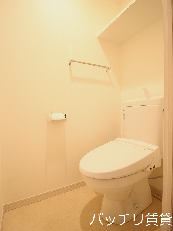 トイレ　別号室写真の為、現状優先