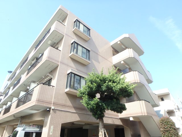 建物外観　タイル貼りのＲＣマンション♪