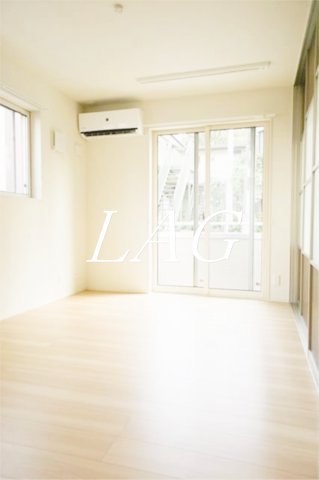 居室・リビング　洋室のお部屋です。