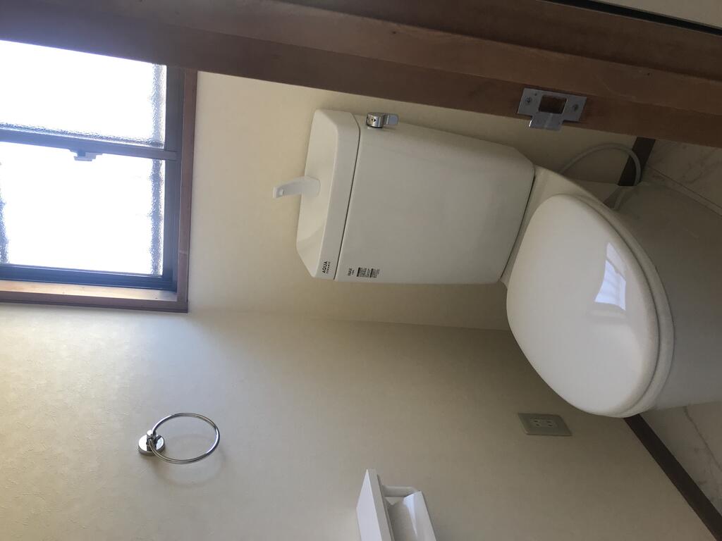 西大池平屋住宅のトイレ写真
