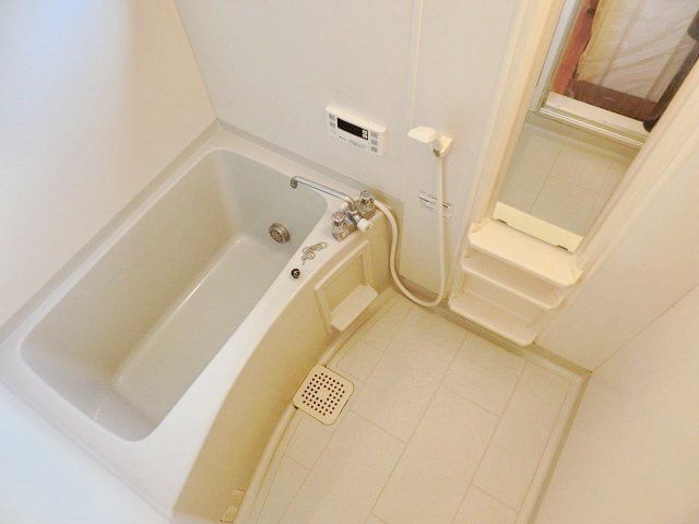 バス・シャワールーム　バス