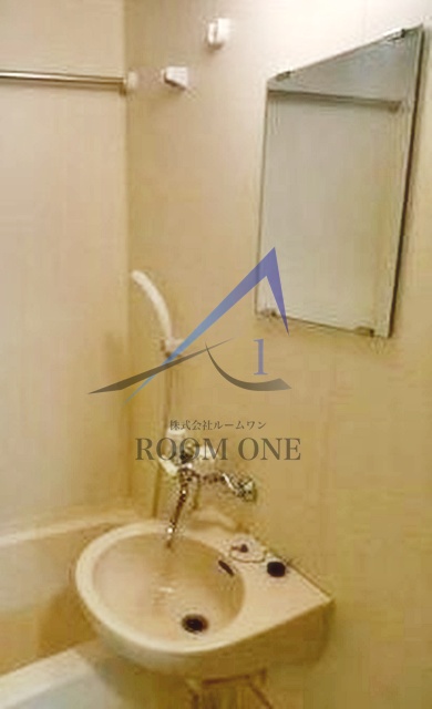 洗面設備　洗面台です。