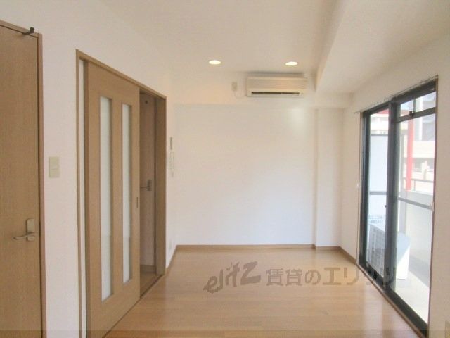 居室・リビング　洋室