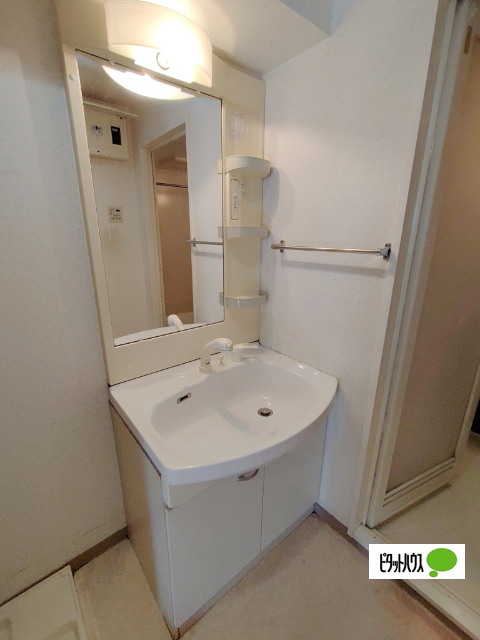 洗面設備　同物件別部屋