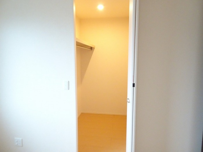 収納　ウォークインクローゼット付いています。たっぷり収納できますよ