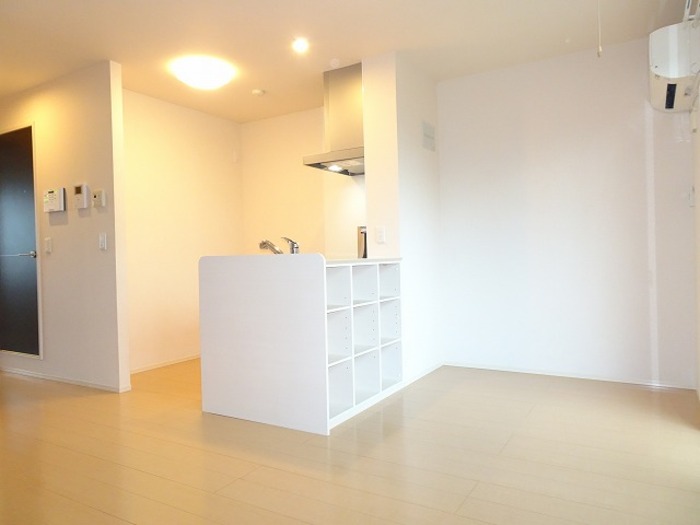 居室・リビング　リビング全景