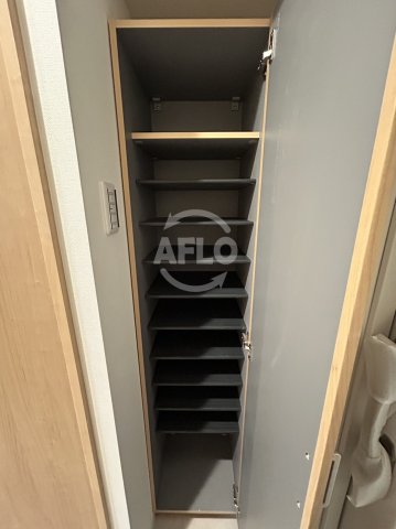 収納　NU伊丹駅前（ヌー伊丹駅前）　シューズボックス