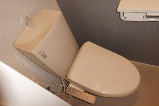 トイレ　ウォシュレット