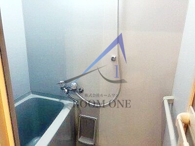 バス・シャワールーム　お風呂です。