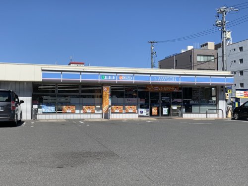 コンビニ　ローソン 中区金山五丁目店（コンビニ）まで217m