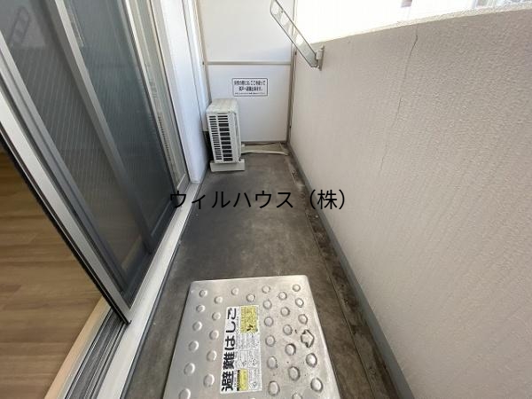 バルコニー　採光良好！