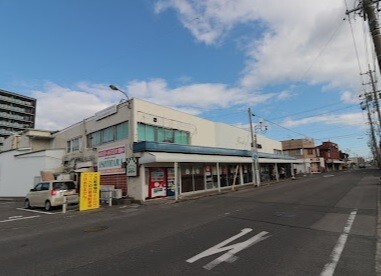 スーパー　ＩＳＨＩＨＡＲＡ成岩店（スーパー）まで447m