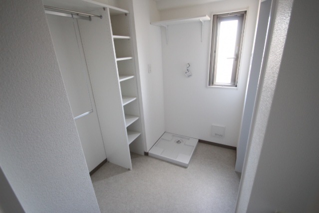 その他設備　洗濯機置き場