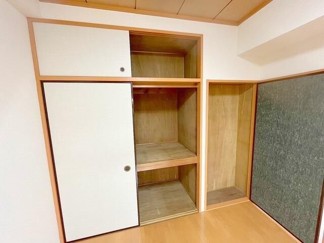 収納　☆収納たっぷりの居室です☆