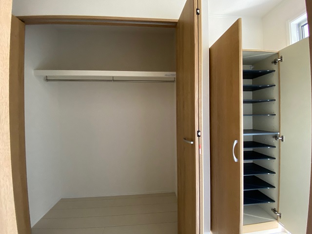 収納　クローゼット、シューズボックス