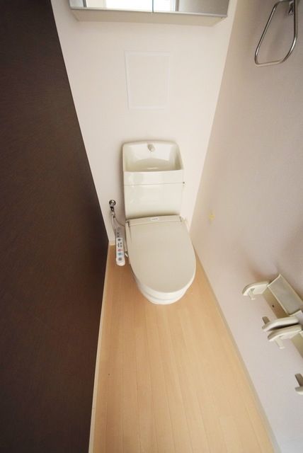 トイレ　別部屋参考写真