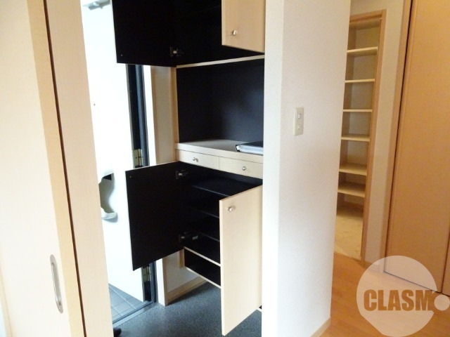 玄関　シューズボックスあり♪