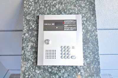 エントランス　オートロック