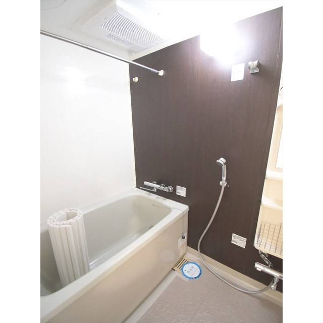 バス・シャワールーム　お風呂です