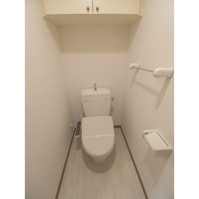 トイレ　シンプルで使いやすいトイレです