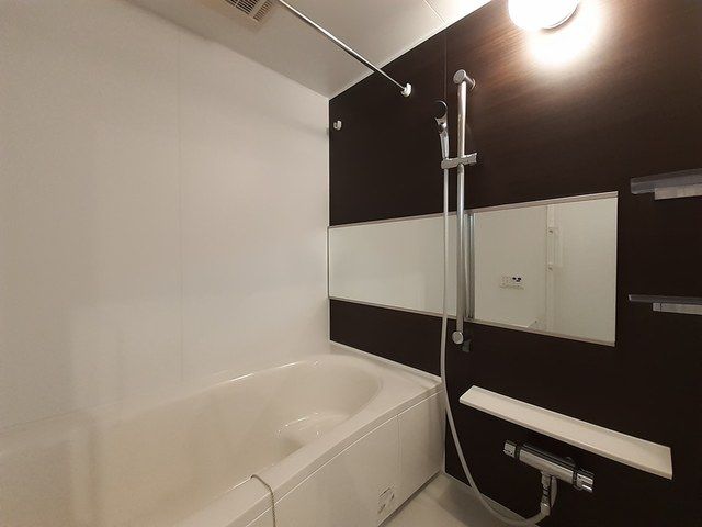 バス・シャワールーム　日々の疲れを癒すお風呂付です