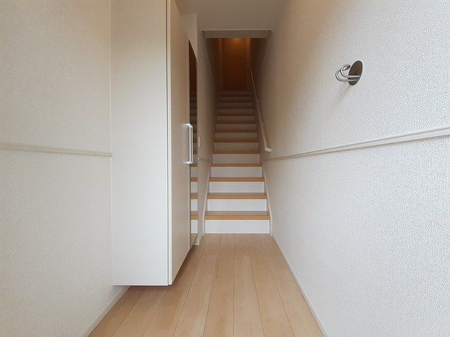 玄関　シンプルで使いやすい玄関です