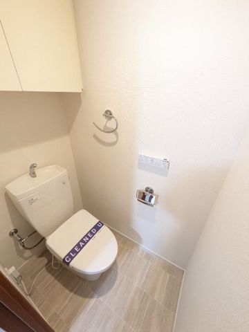 トイレ　■温水洗浄便座■ウォールキャビネット収納付き♪