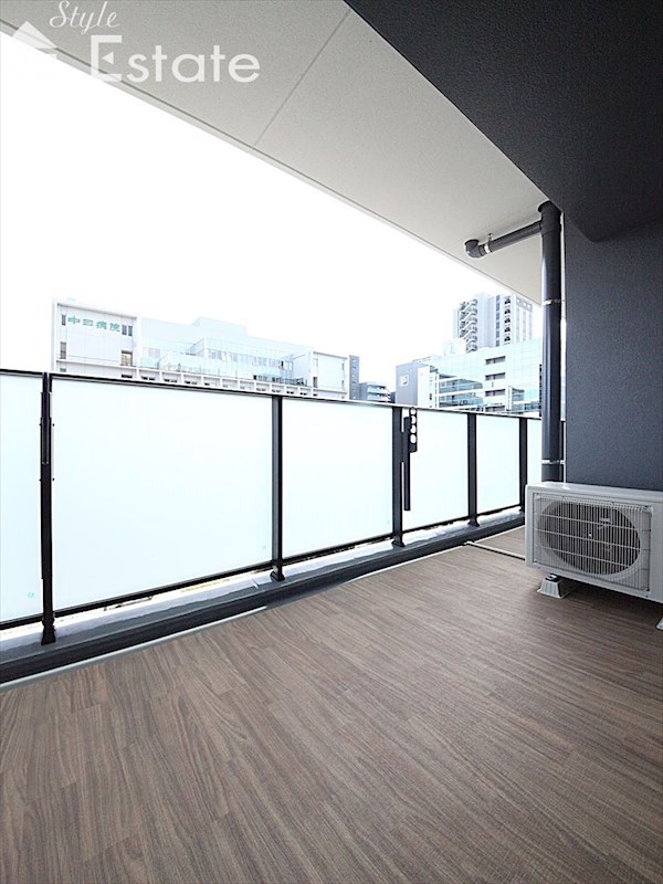 バルコニー　バルコニー