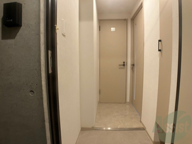 玄関　玄関です。白を基調としていて清潔感があります！