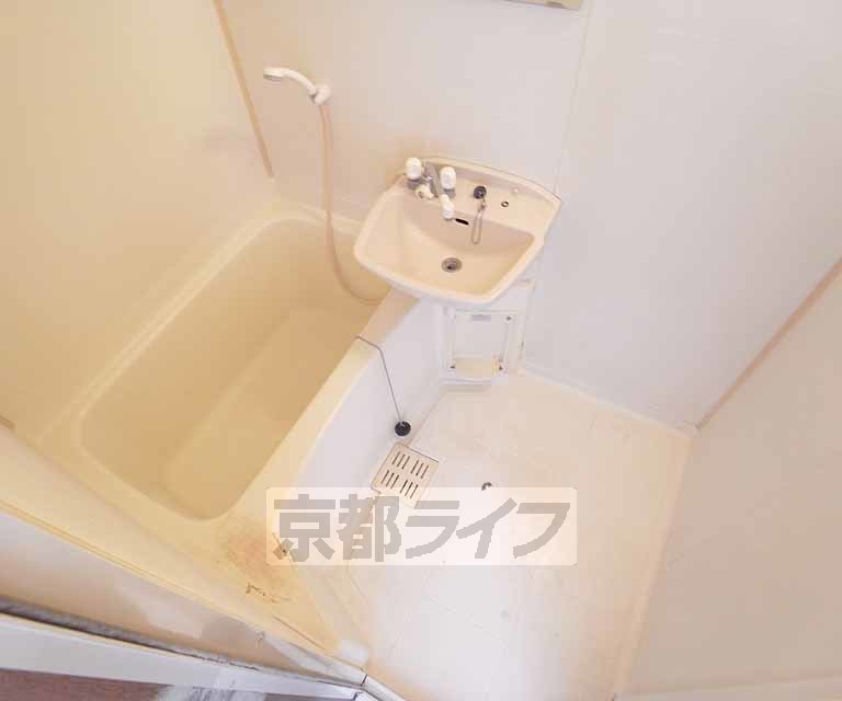 バス・シャワールーム　セパレートなのが嬉しいですね。